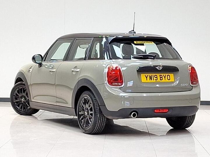 MINI Hatch 1.5 Cooper Classic Euro 6 (s/s) 5dr
