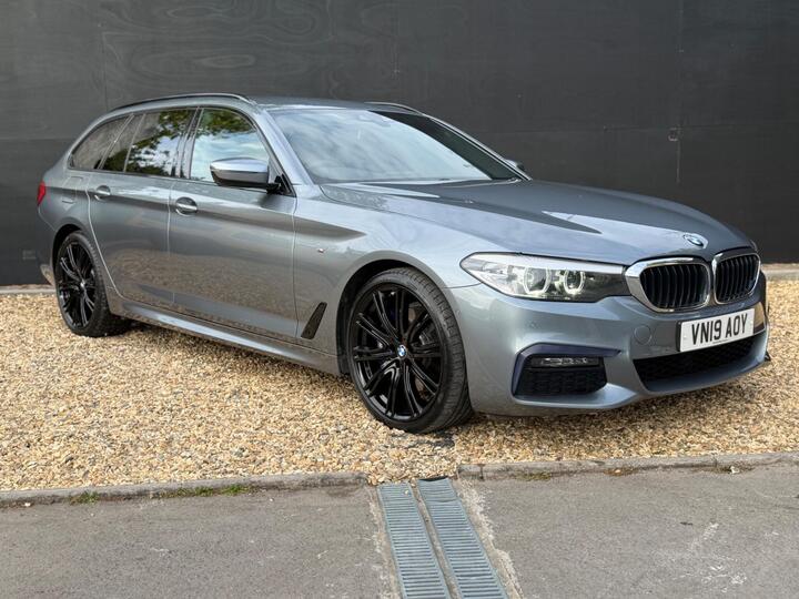 BMW 5 Series 3.0 530d M Sport Touring Auto XDrive Euro 6 (s/s) 5dr BMW 5 Series 3.0 530d M Sport Touring Auto XDrive Euro 6 (s/s) 5dr