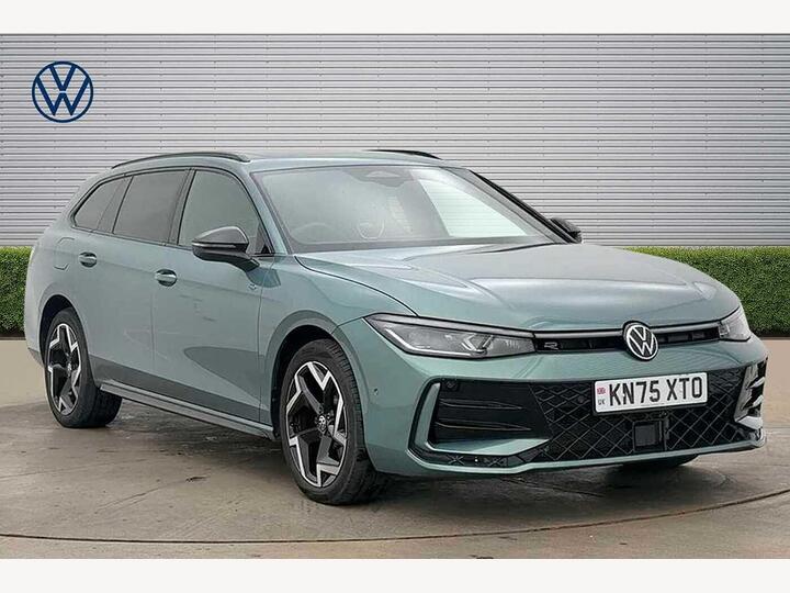 Volkswagen Passat 1.5 TSI EHybrid 19.7kWh R-Line DSG Euro 6 (s/s) 5dr