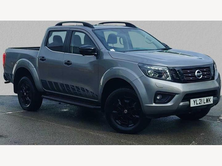 Nissan Navara Special Edition 2.3 DCi N-Guard 4WD Euro 6 (s/s) 4dr
