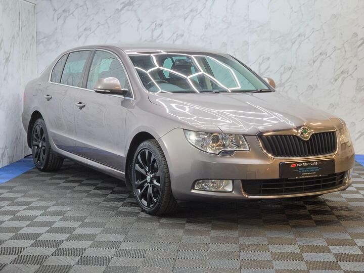 Skoda Superb 1.6 TDI SE Plus Euro 5 5dr