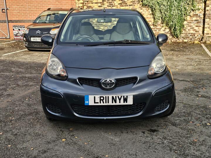 Toyota AYGO 1.0 VVT-i Go MultiMode Euro 5 5dr (AC) Toyota AYGO 1.0 VVT-i Go MultiMode Euro 5 5dr (AC)