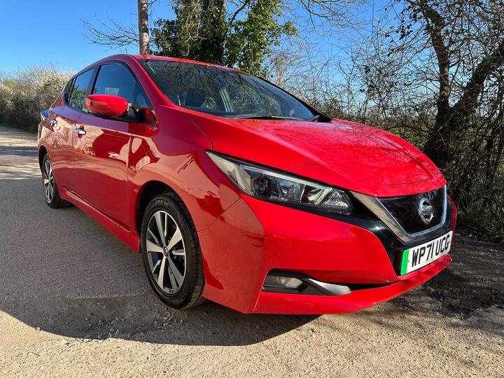 Nissan Leaf 40kWh Acenta Auto 5dr