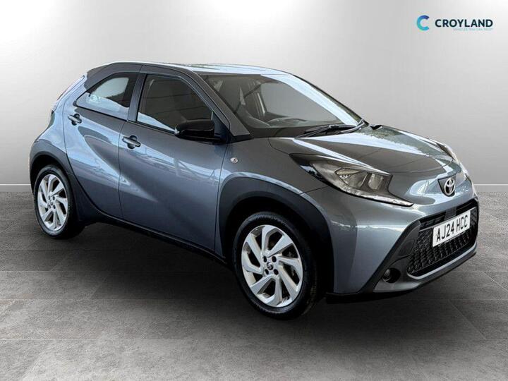 Toyota AYGO X 1.0 VVT-i Pure Euro 6 (s/s) 5dr Toyota AYGO X 1.0 VVT-i Pure Euro 6 (s/s) 5dr