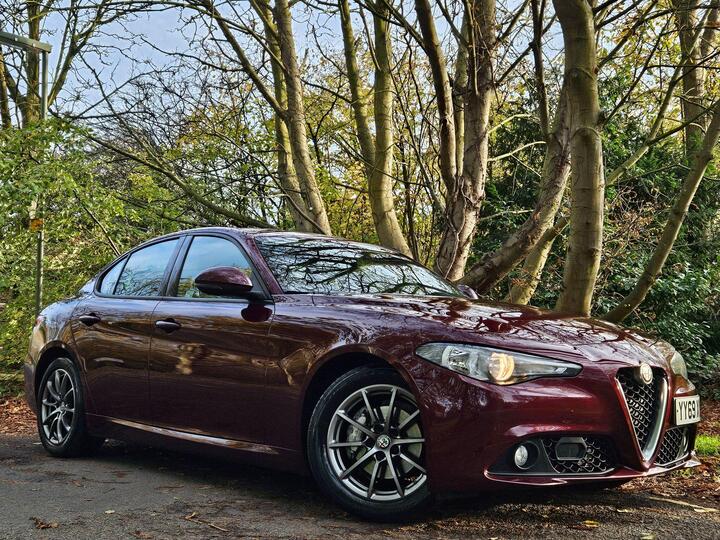 Alfa Romeo Giulia 2.2 TD Super Auto Euro 6 (s/s) 4dr