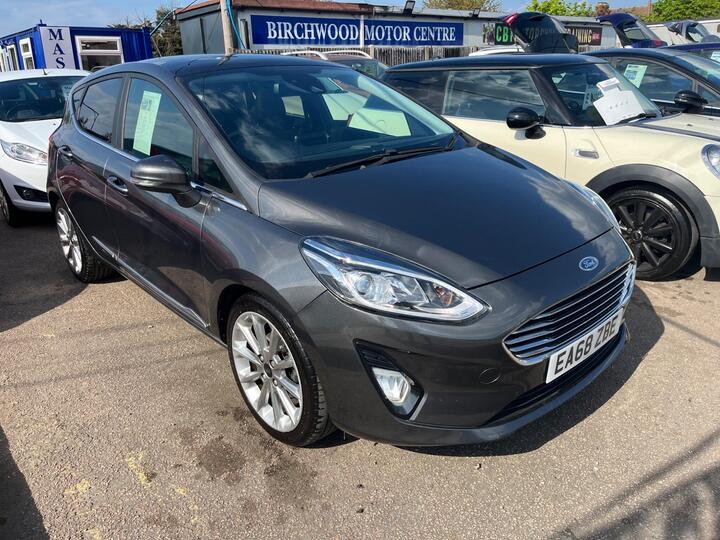 Ford Fiesta 1.0T EcoBoost Vignale Euro 6 (s/s) 5dr