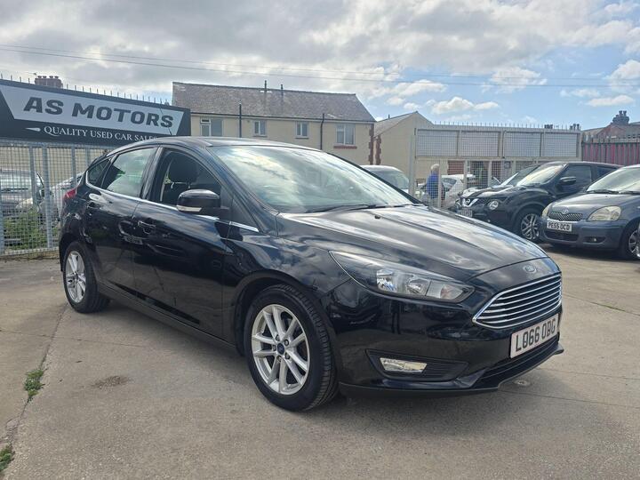 Ford Focus 1.0T EcoBoost Zetec Euro 6 (s/s) 5dr