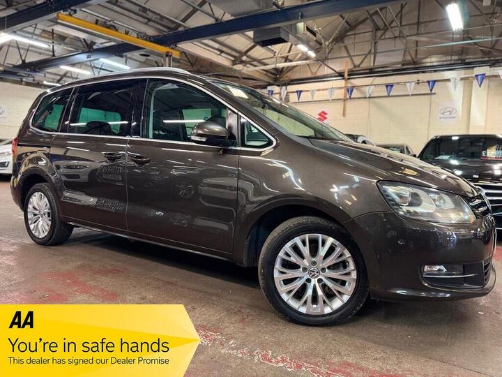 Volkswagen Sharan 1.4 TSI BlueMotion Tech SE DSG Euro 5 (s/s) 5dr Volkswagen Sharan 1.4 TSI BlueMotion Tech SE DSG Euro 5 (s/s) 5dr