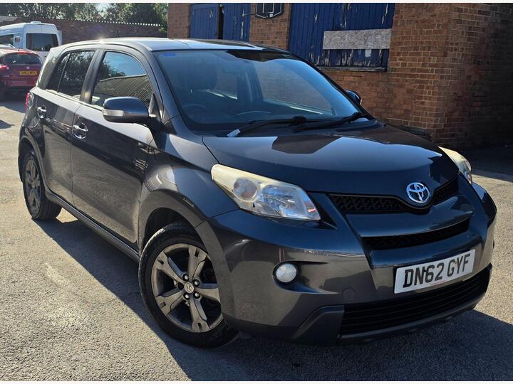 Toyota Urban Cruiser 1.4 D-4D 4WD Euro 5 5dr
