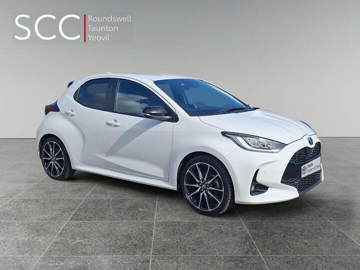 Toyota Yaris 1.5 VVT-h GR SPORT E-CVT Euro 6 (s/s) 5dr