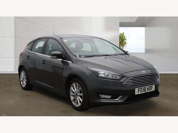 Ford FOCUS 1.0T EcoBoost Titanium Auto Euro 6 (s/s) 5dr