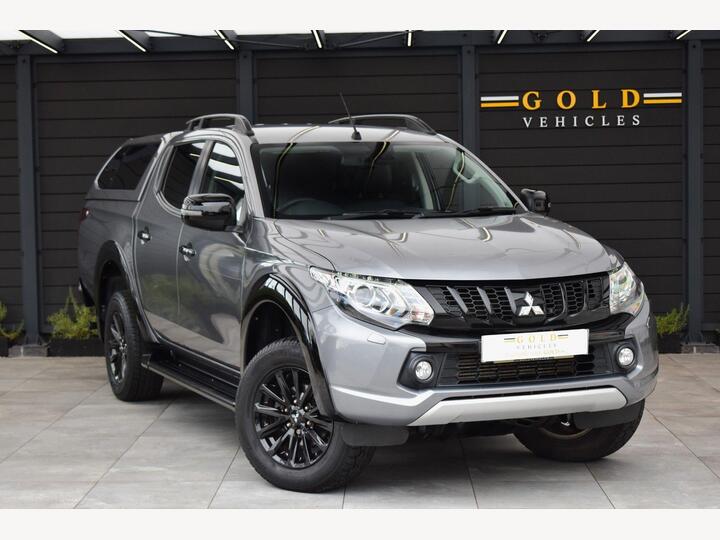 Mitsubishi L200 2.4 DI-D DC Barbarian Black 4WD Euro 6 4dr (Roll Top)