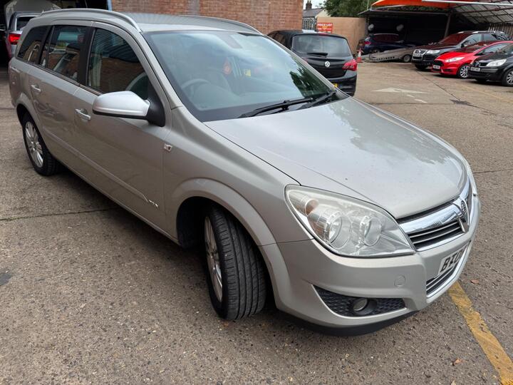 Vauxhall Astra 1.8i 16v Design 5dr