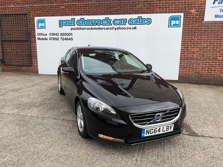 Volvo V40 DIESEL HATCHBACK 1.6 D2 SE Nav Euro 5 (s/s) 5dr