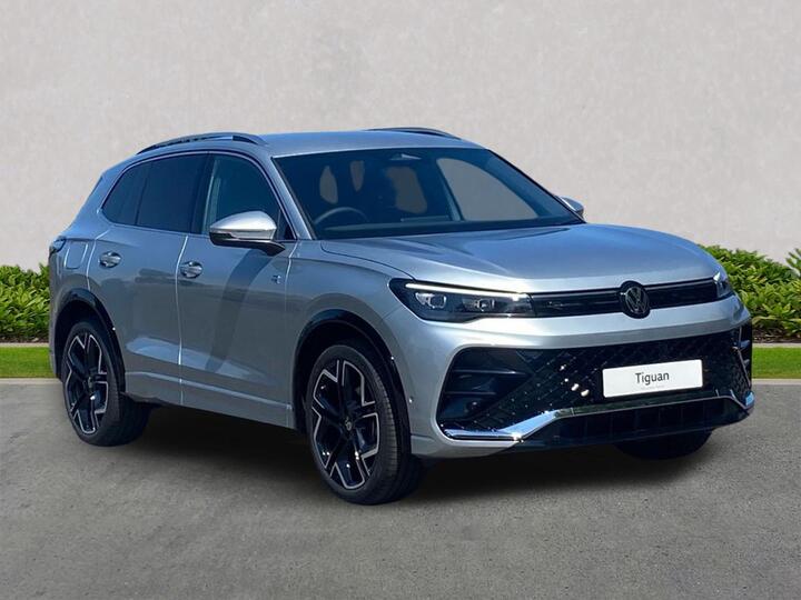 Volkswagen TIGUAN 1.5 ETSI MHEV R-Line DSG Euro 6 (s/s) 5dr