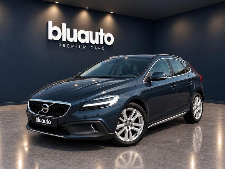 Volvo V40 CROSS COUNTRY 1.5 T3 GPF Pro Auto Euro 6 (s/s) 5dr