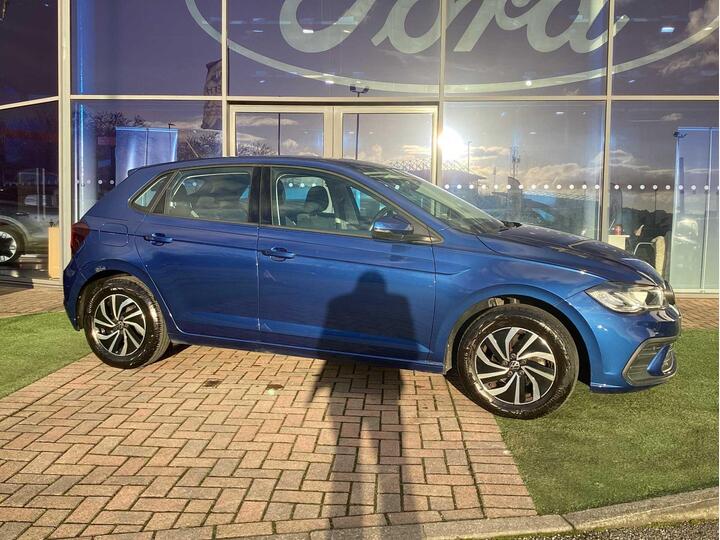 Volkswagen Polo 1.0 TSI Life Euro 6 (s/s) 5dr