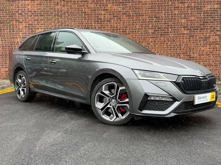 Skoda Octavia 1.4 TSI IV 13kWh VRS DSG Euro 6 (s/s) 5dr Skoda Octavia 1.4 TSI IV 13kWh VRS DSG Euro 6 (s/s) 5dr
