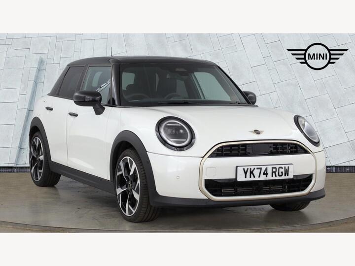 MINI Hatch 1.5C Exclusive Steptronic Euro 6 (s/s) 5dr