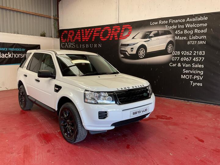 Land Rover Freelander 2.2 TD4 Black And White 4WD Euro 5 (s/s) 5dr Land Rover Freelander 2.2 TD4 Black And White 4WD Euro 5 (s/s) 5dr