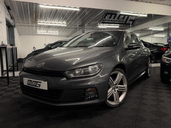 Volkswagen Scirocco 2.0 TDI R-Line DSG Euro 6 (s/s) 3dr Volkswagen Scirocco 2.0 TDI R-Line DSG Euro 6 (s/s) 3dr