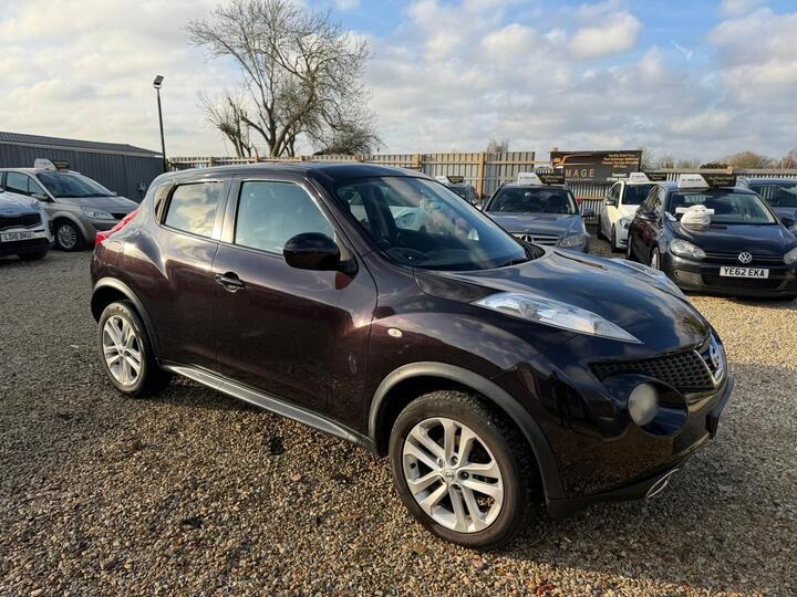 Nissan Juke 1.6 Acenta Premium Euro 5 (s/s) 5dr