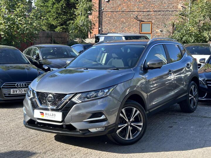 Nissan Qashqai 1.3 DIG-T N-Connecta Euro 6 (s/s) 5dr