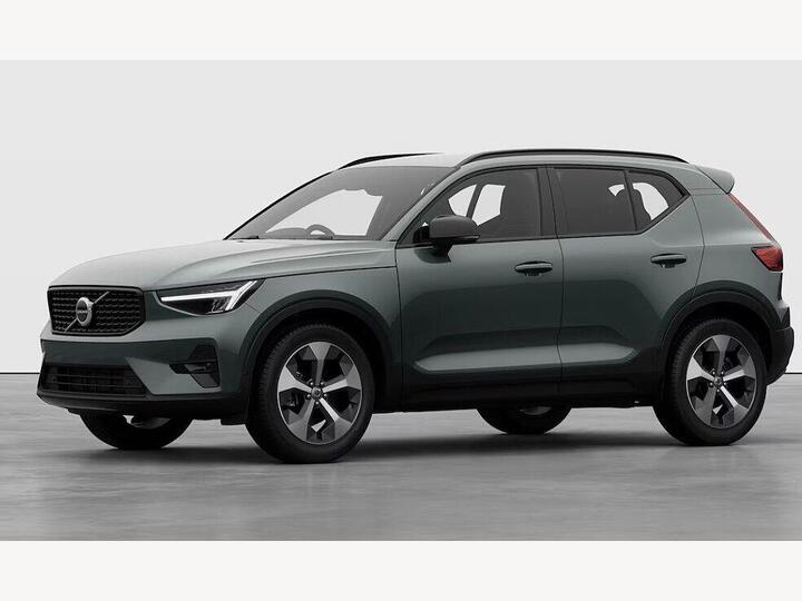 Volvo XC40 2.0 B3 MHEV Plus DCT Auto Euro 6 (s/s) 5dr