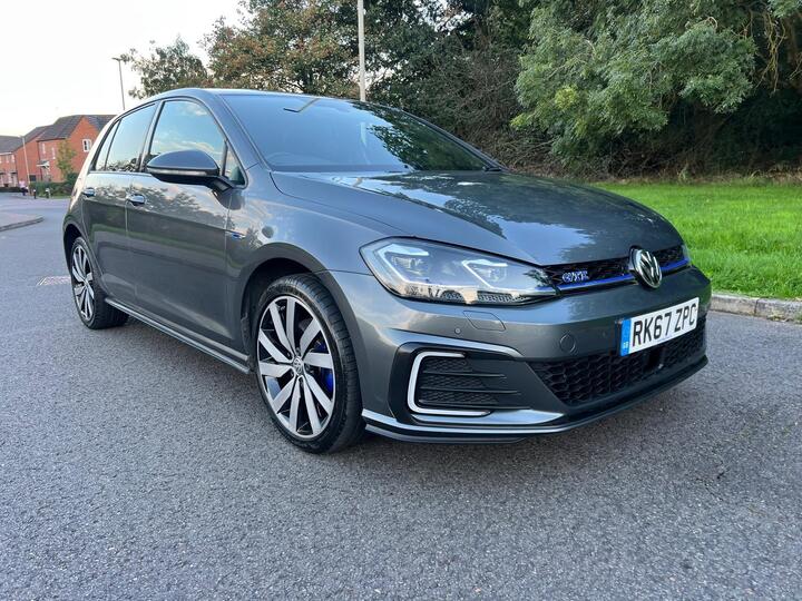 Volkswagen Golf 1.4 TSI 8.7kWh GTE Advance DSG Euro 6 (s/s) 5dr