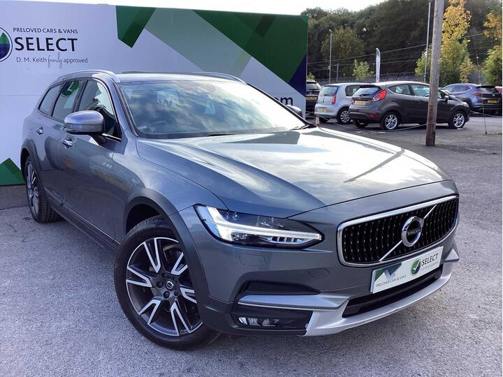 Volvo V90 Cross Country 2.0 D4 Plus Auto AWD Euro 6 (s/s) 5dr Volvo V90 Cross Country 2.0 D4 Plus Auto AWD Euro 6 (s/s) 5dr