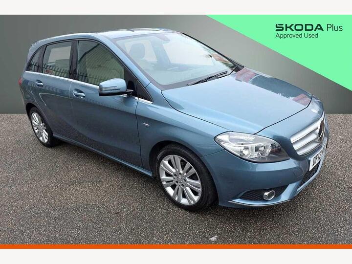 Mercedes-Benz B Class 1.6 B180 BlueEfficiency SE 7G-DCT Euro 5 (s/s) 5dr