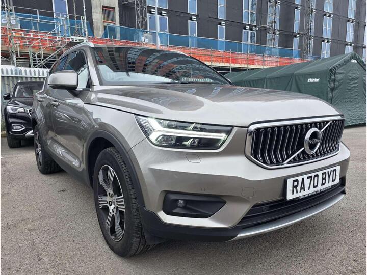Volvo XC40 2.0 B4 MHEV Inscription Auto AWD Euro 6 (s/s) 5dr