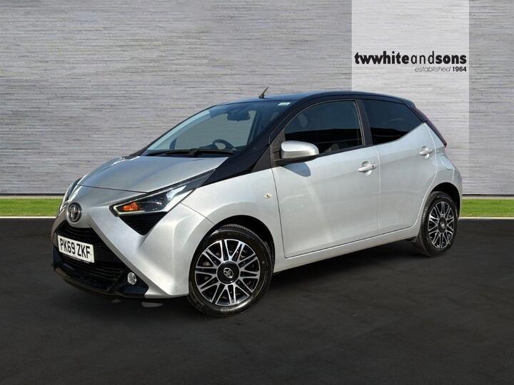 Toyota AYGO 1.0 VVT-i X-clusiv X-shift Euro 6 5dr (Safety Sense)