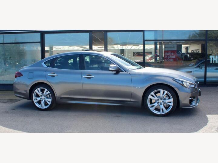 Infiniti Q70 2.2d Sport Auto Euro 5 (s/s) 4dr