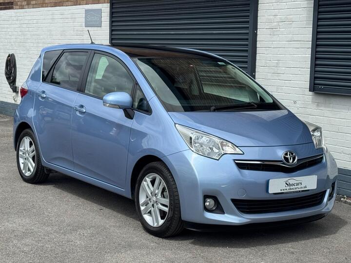 Toyota Verso S 1.33 Dual VVT-i T Spirit Euro 5 5dr