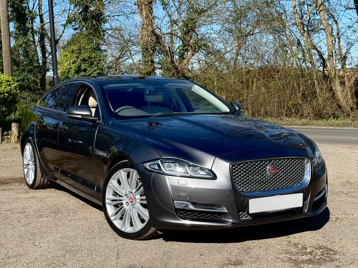 Jaguar XJ 3.0d V6 Premium Luxury Auto Euro 6 (s/s) 4dr