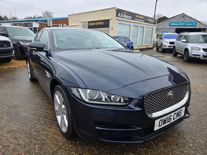 Jaguar XE 2.0d Portfolio Auto AWD Euro 6 (s/s) 4dr