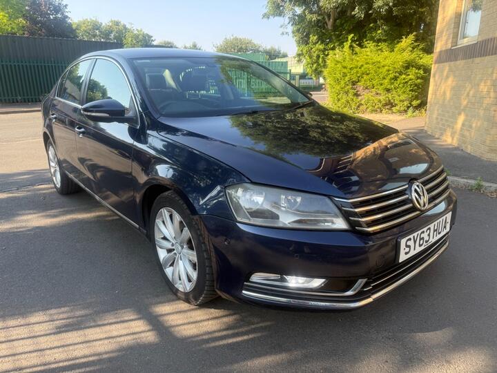 Volkswagen Passat 2.0 TDI BlueMotion Tech Highline DSG Euro 5 (s/s) 4dr
