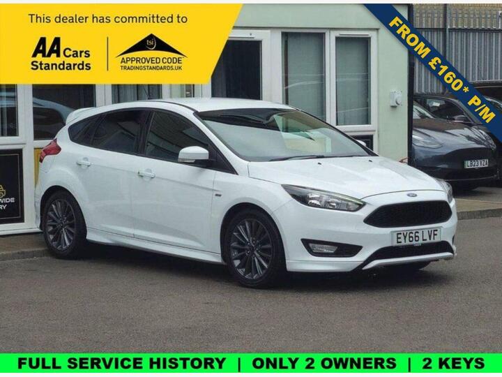 Ford FOCUS 1.0T EcoBoost ST-Line Euro 6 (s/s) 5dr