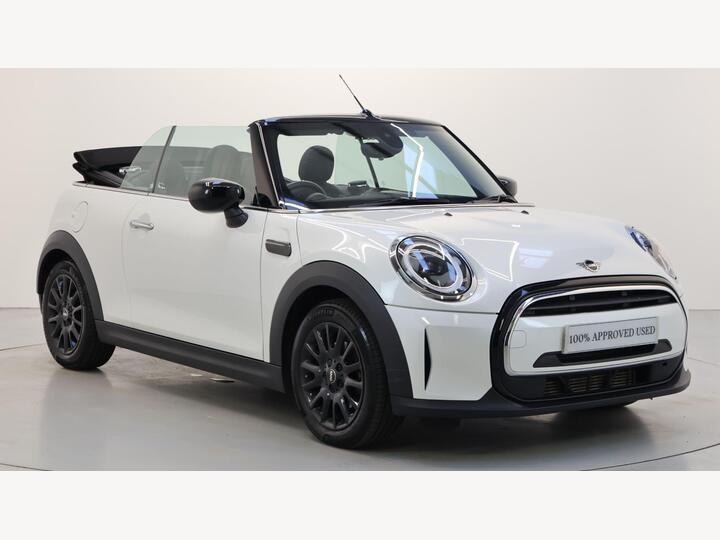 MINI Convertible 1.5 Cooper Classic Steptronic Euro 6 (s/s) 2dr MINI Convertible 1.5 Cooper Classic Steptronic Euro 6 (s/s) 2dr