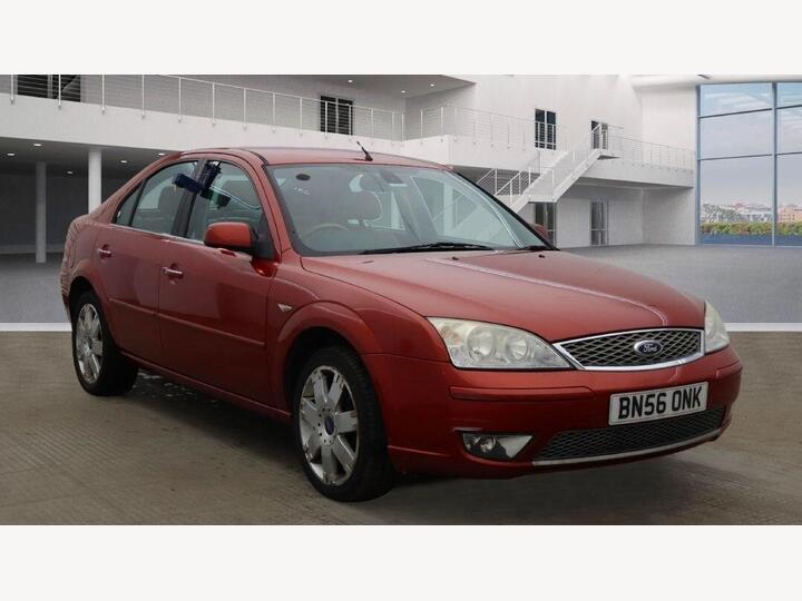 Ford Mondeo 2.0 Ghia X 5dr