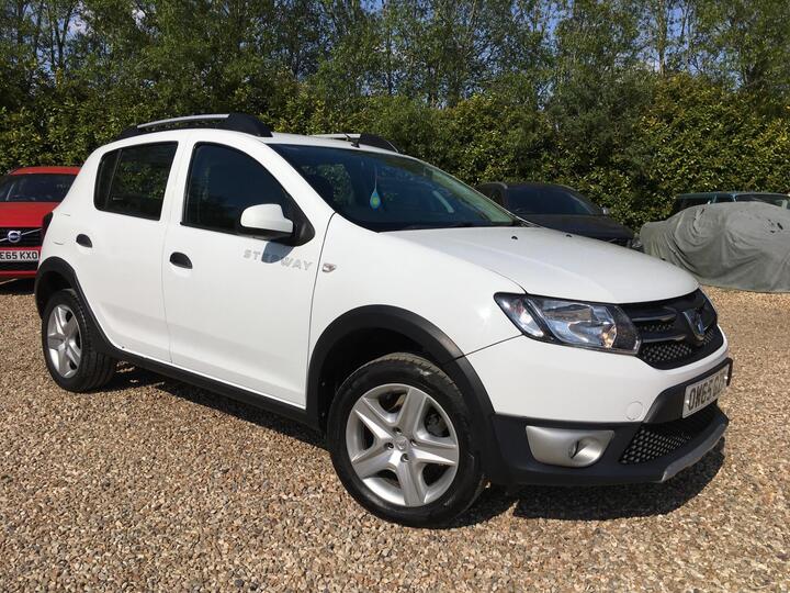 Dacia Sandero Stepway 0.9 TCe Laureate Euro 6 (s/s) 5dr