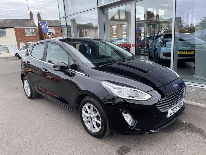 Ford Fiesta 1.0T EcoBoost Zetec Euro 6 (s/s) 5dr