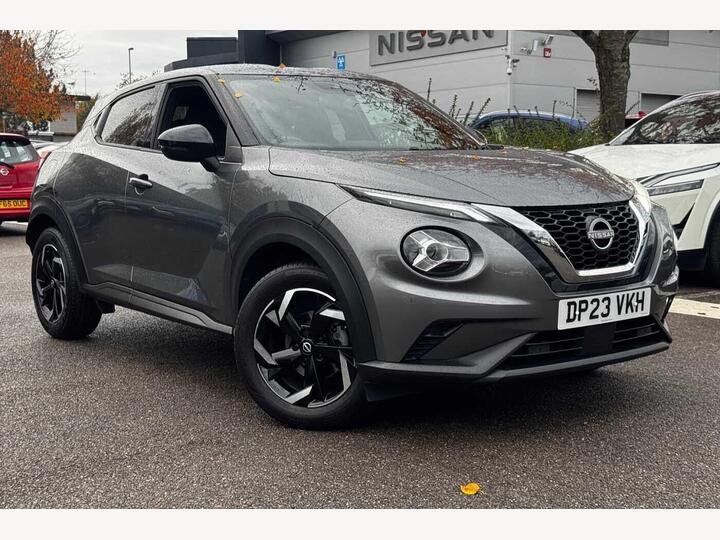 Nissan Juke 1.0 DIG-T N-Connecta DCT Auto Euro 6 (s/s) 5dr