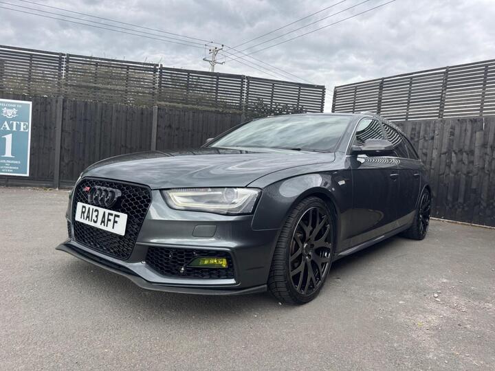 Audi A4 Avant TFSI S Line Petrol STronic Quattro Euro6