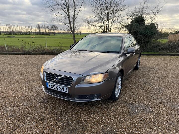 Volvo S80 2.5T SE 4dr