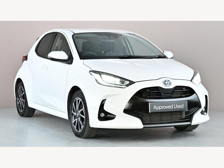 Toyota Yaris 1.5 VVT-h Design E-CVT Euro 6 (s/s) 5dr