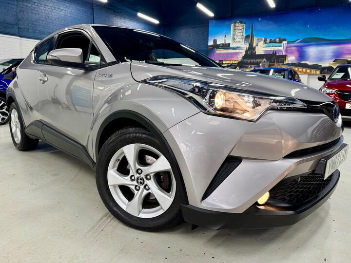 Toyota C-HR 1.8 VVT-h Icon CVT Euro 6 (s/s) 5dr Toyota C-HR 1.8 VVT-h Icon CVT Euro 6 (s/s) 5dr