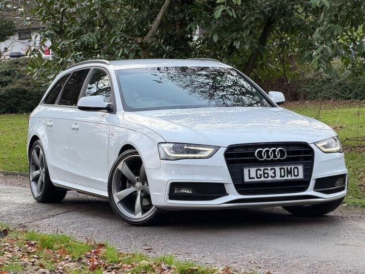 Audi A4 AVANT 2.0 TDI Black Edition Multitronic Euro 5 (s/s) 5dr