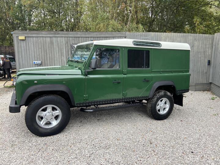 Land Rover Defender 110 2.5 TDi County Station Wagon 5dr Diesel Manual (111 Bhp)
